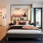 Pink Cloud Апартаменти Бухарест