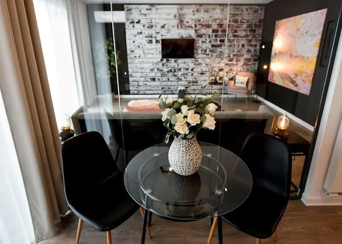 아파트 Pink Cloud