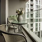 Апартаменти Pink Cloud Бухарест